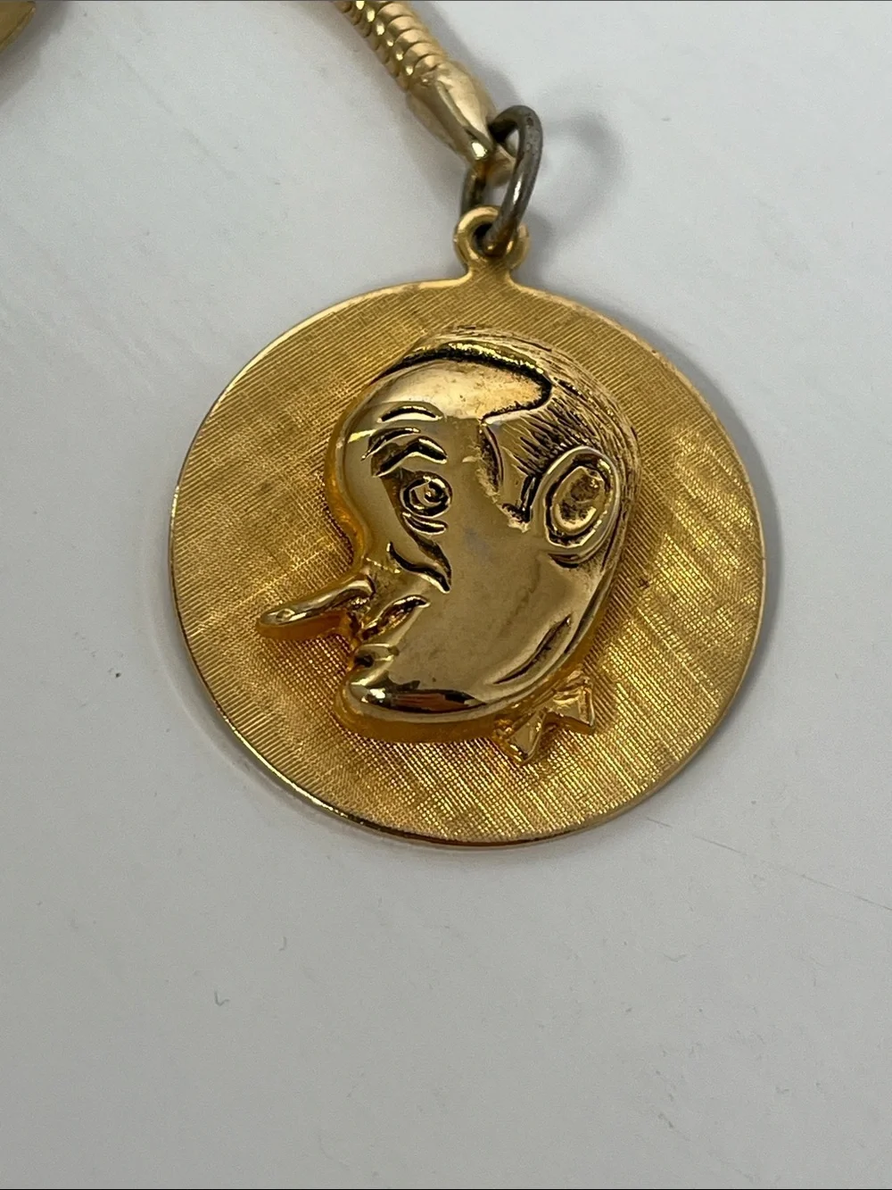 Vintage Bob Hope Gold Tone Keychain Celebrity Souvenir Comic Caricature Key Ring